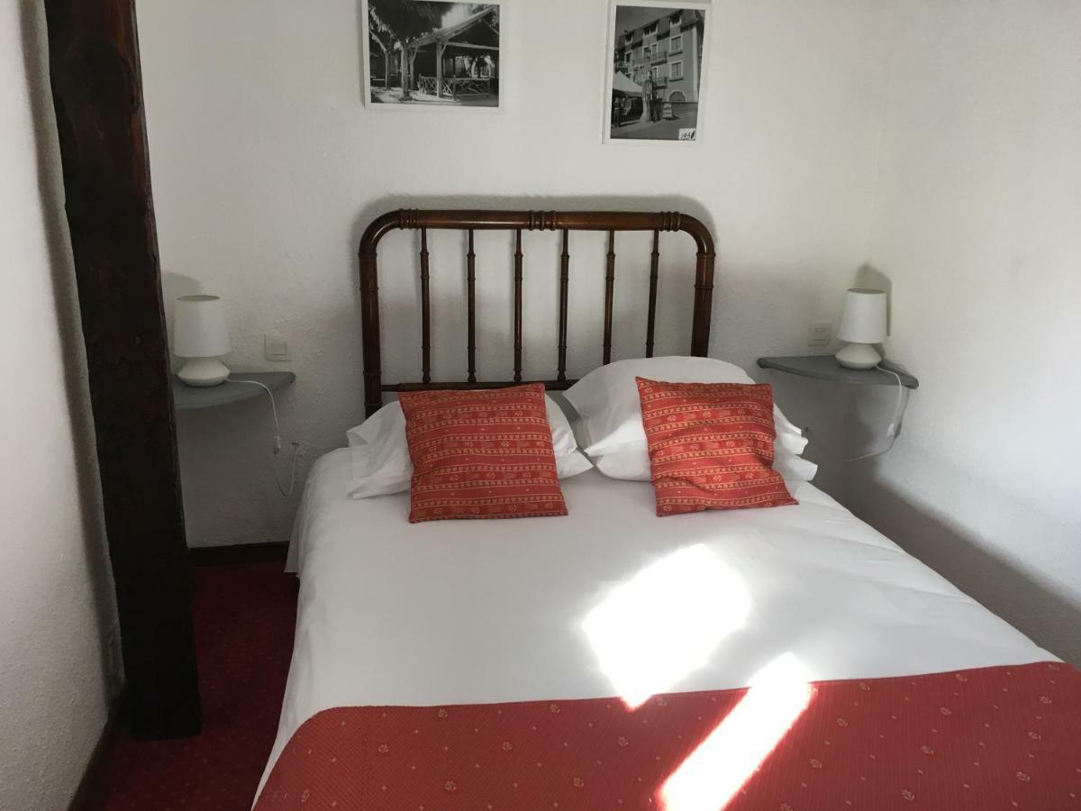 L'Auberge Catalane Latour-de-Carol Zewnętrze zdjęcie