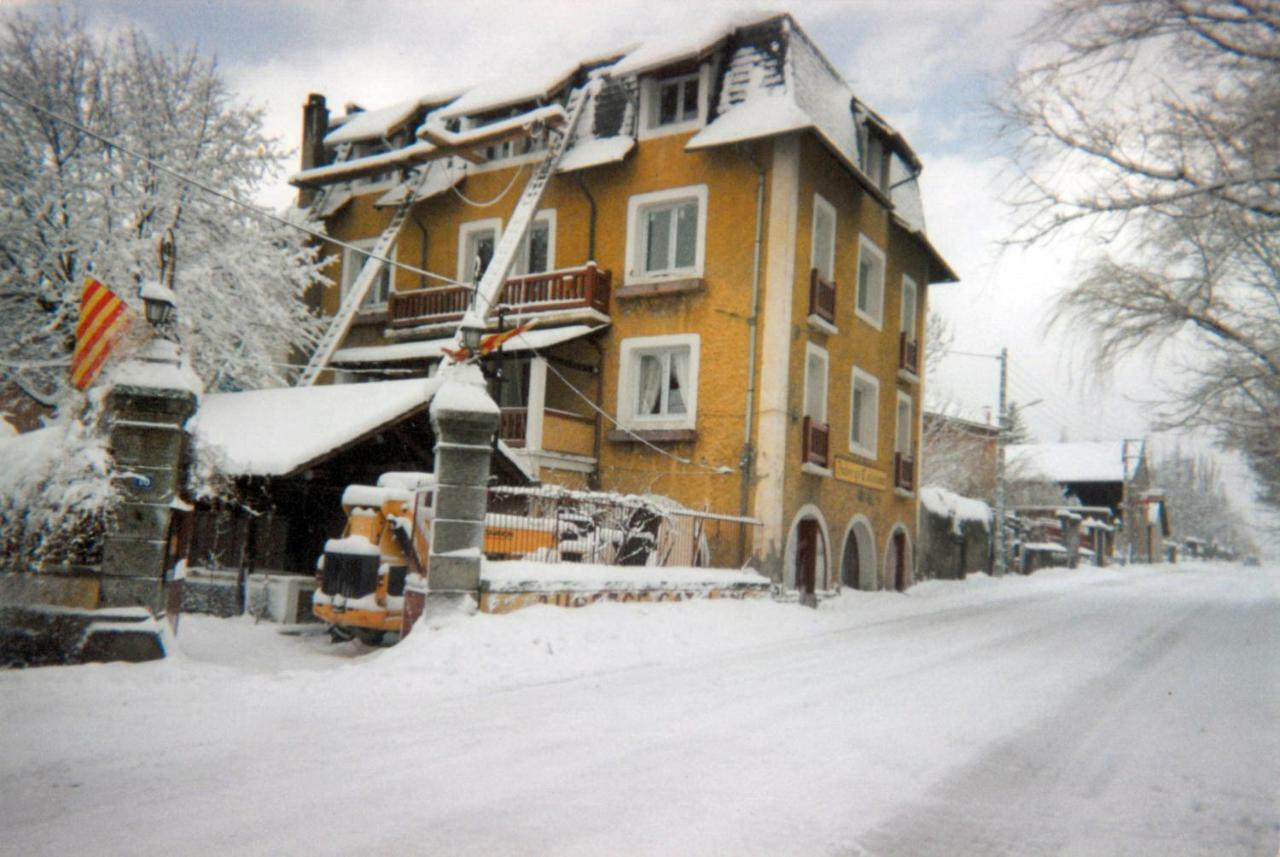 L'Auberge Catalane Latour-de-Carol Zewnętrze zdjęcie
